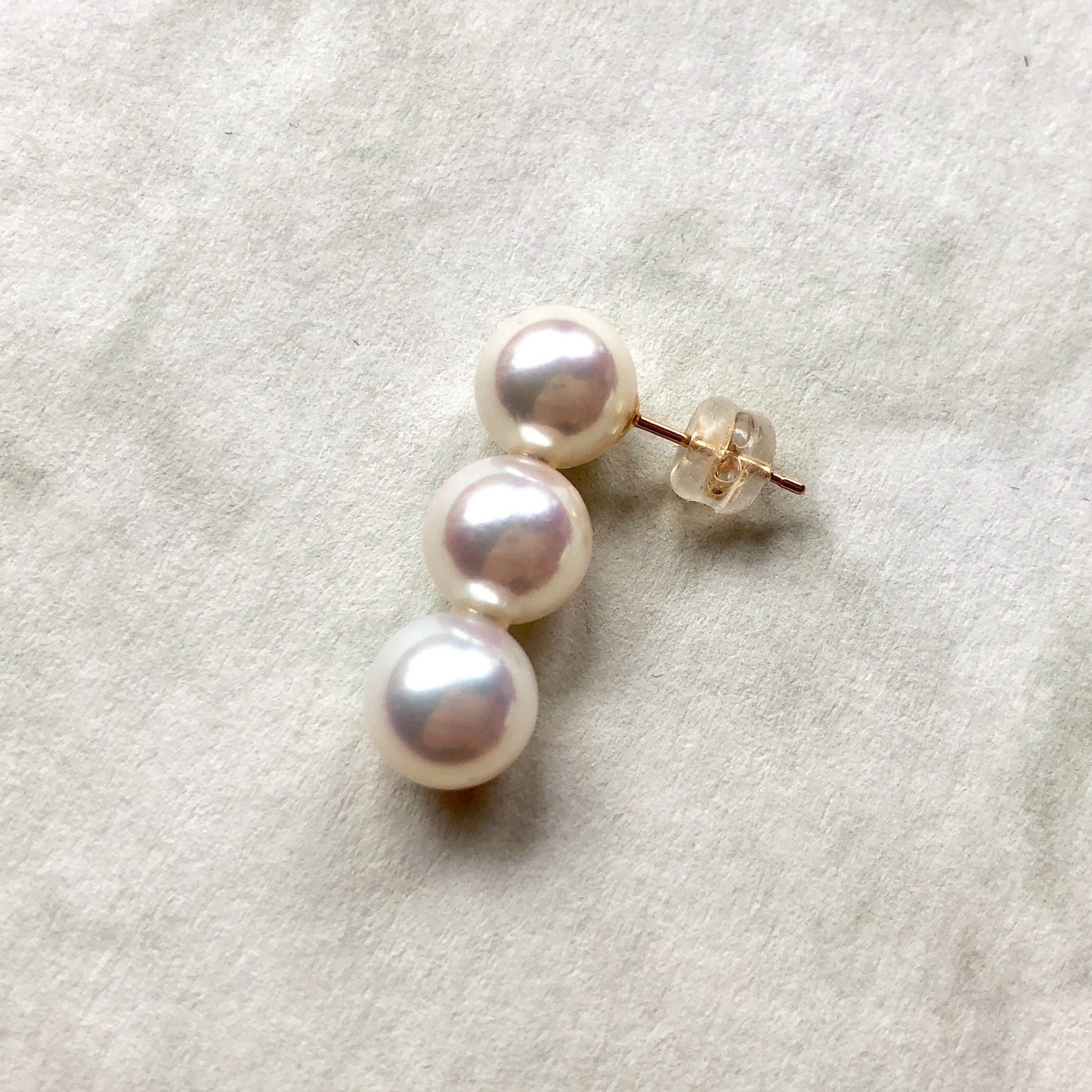 18K - 縦 3 pearl ピアス- Akoya 7.5mm – MANORIE